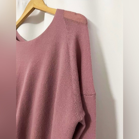 Helmut Lang Drop Shoulder Blush Pink 100% Wool Sweater - Picture 2 of 9